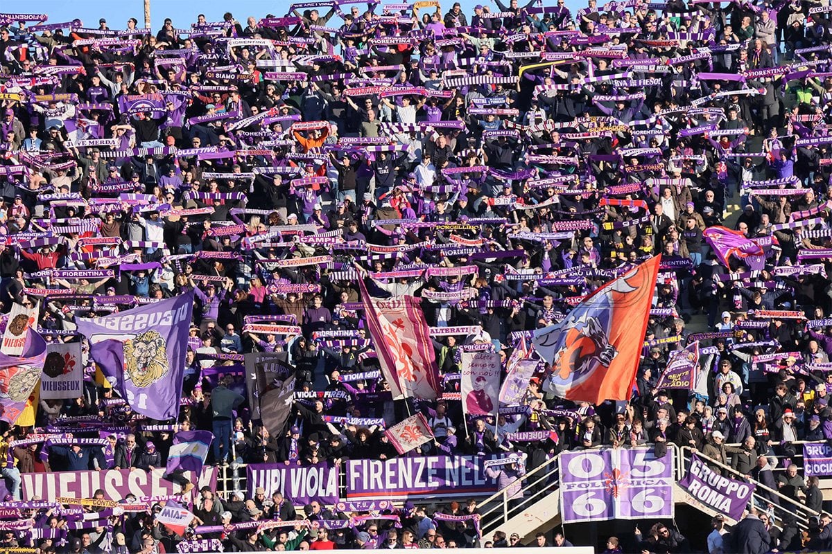 Venerdì prima di Natale, la carica dei viola: mille tifosi stasera a Monza