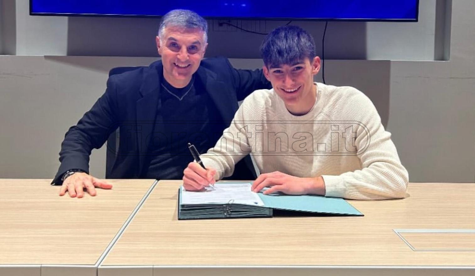 Ufficiale, Fortini firma il primo contratto da professionista con la Fiorentina